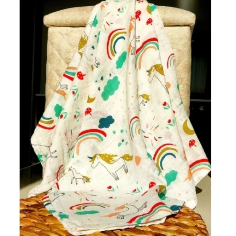 Brand New Set of 4 100% Cotton Muslin Swaddle Blankets Gender Neutral 47”x44”